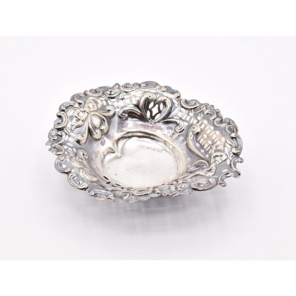 Antique 1896 Sterling Silver Birmingham England Bows & Hearts Dish